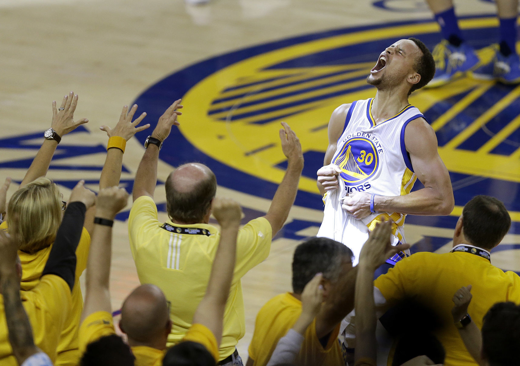2016: Warriors rally from 3-1 series deficit to oust Thunder, advance to Finals